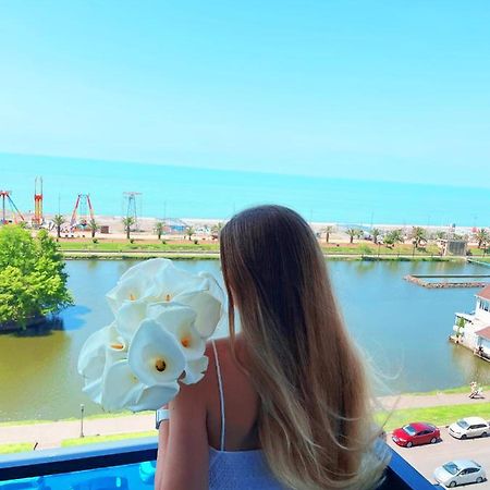 באטומי Orbi City Sea View מראה חיצוני תמונה