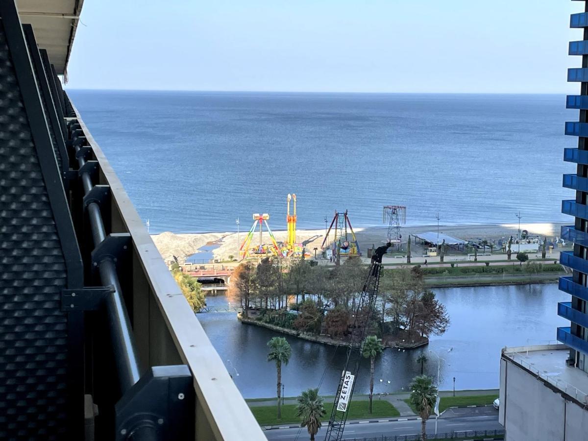 באטומי Orbi City Sea View מראה חיצוני תמונה