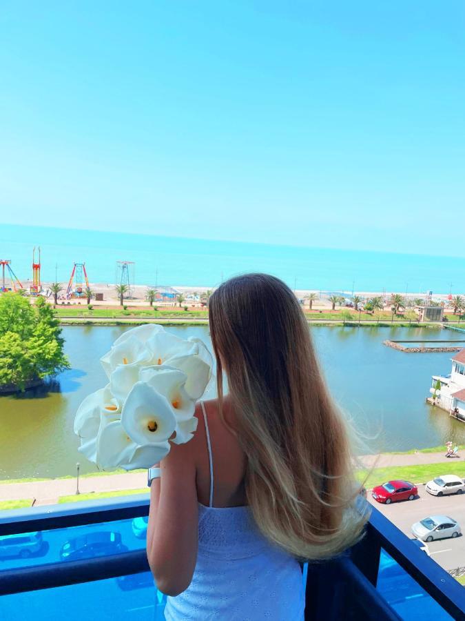 באטומי Orbi City Sea View מראה חיצוני תמונה