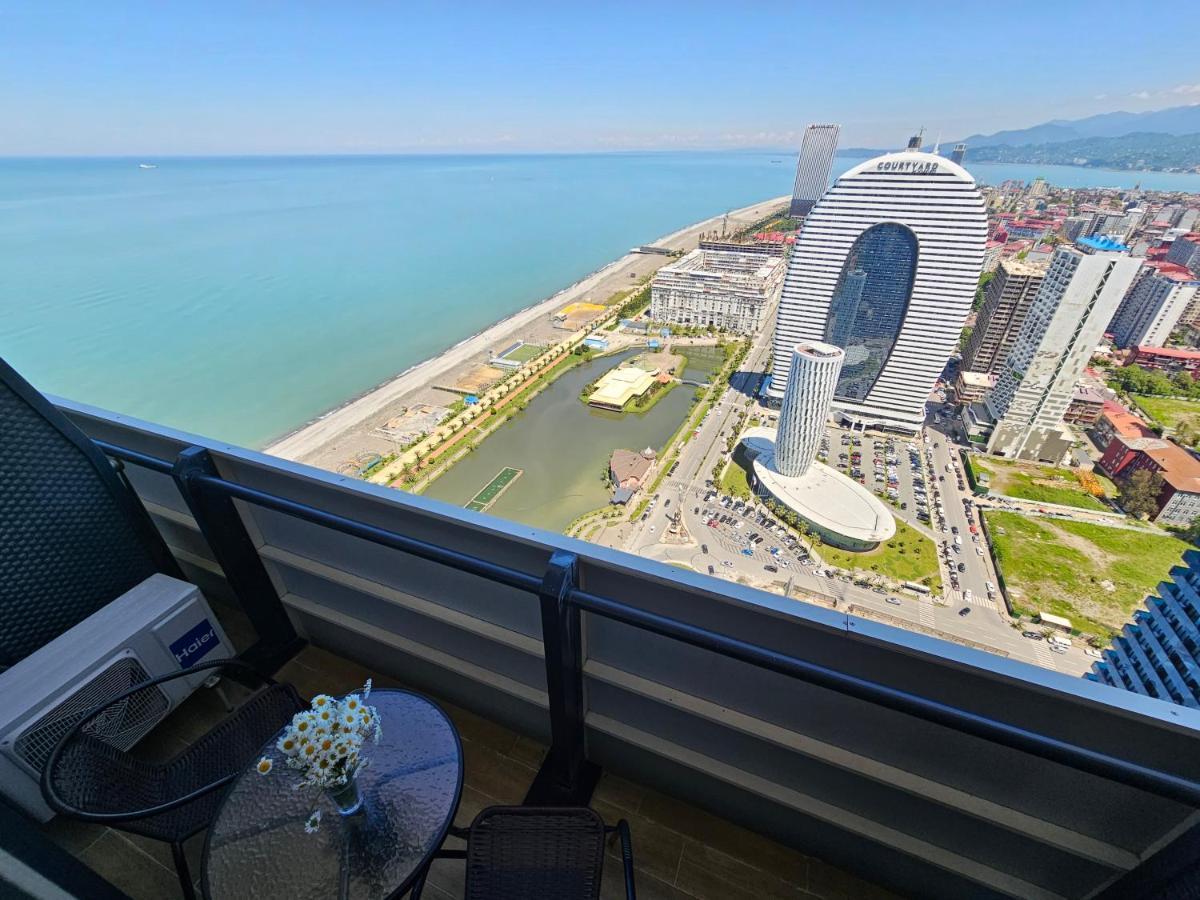 באטומי Orbi City Sea View מראה חיצוני תמונה