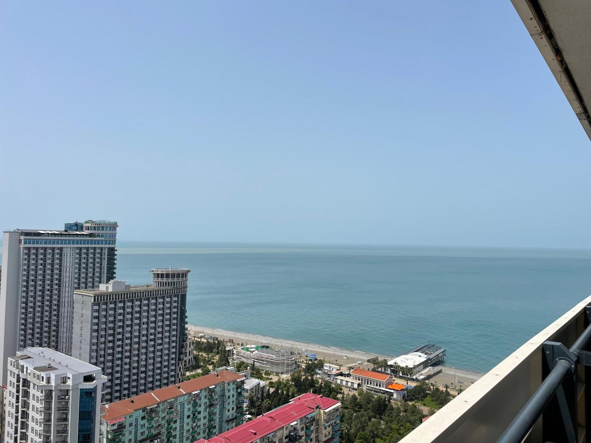באטומי Orbi City Sea View מראה חיצוני תמונה