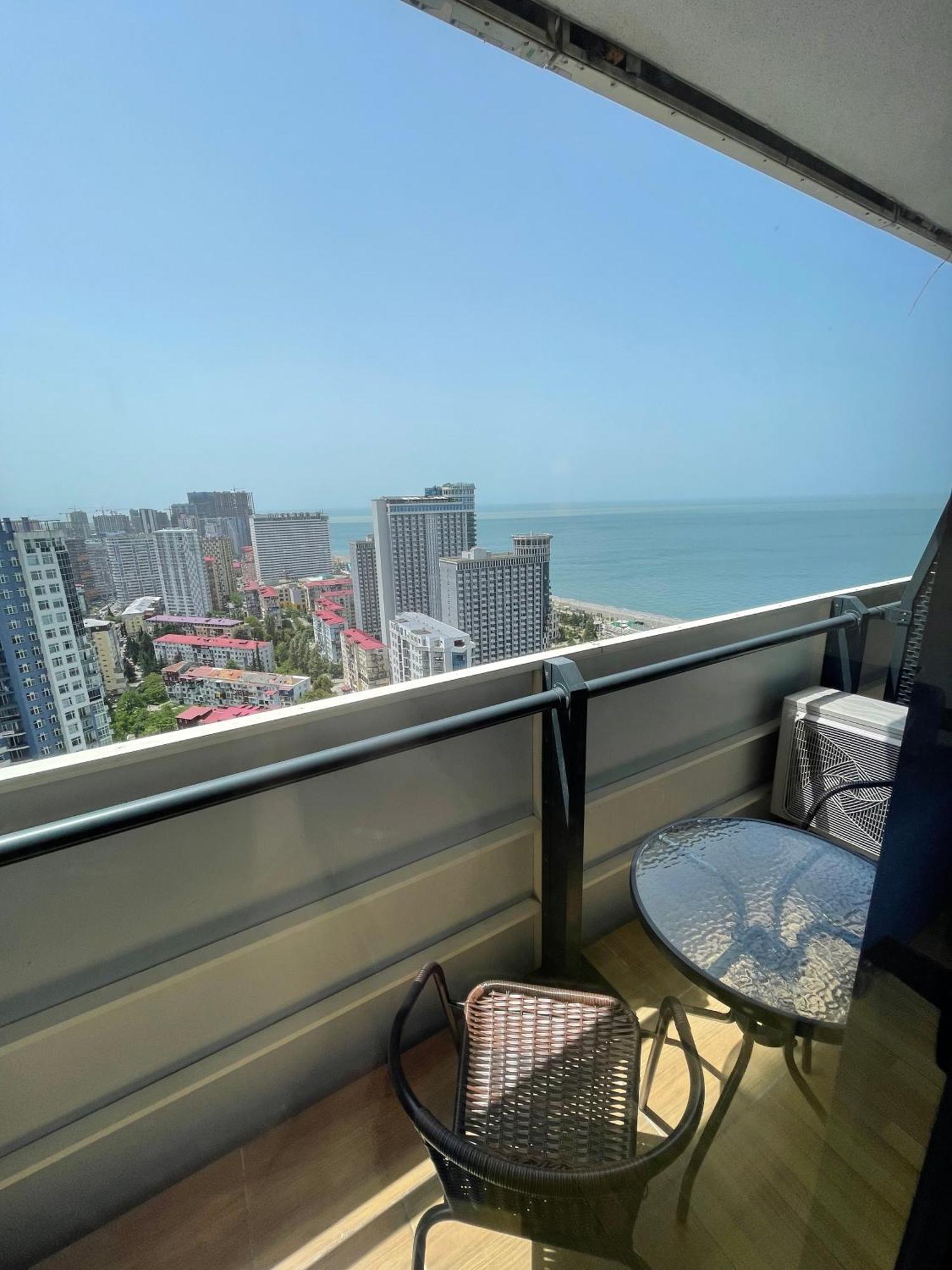 באטומי Orbi City Sea View מראה חיצוני תמונה