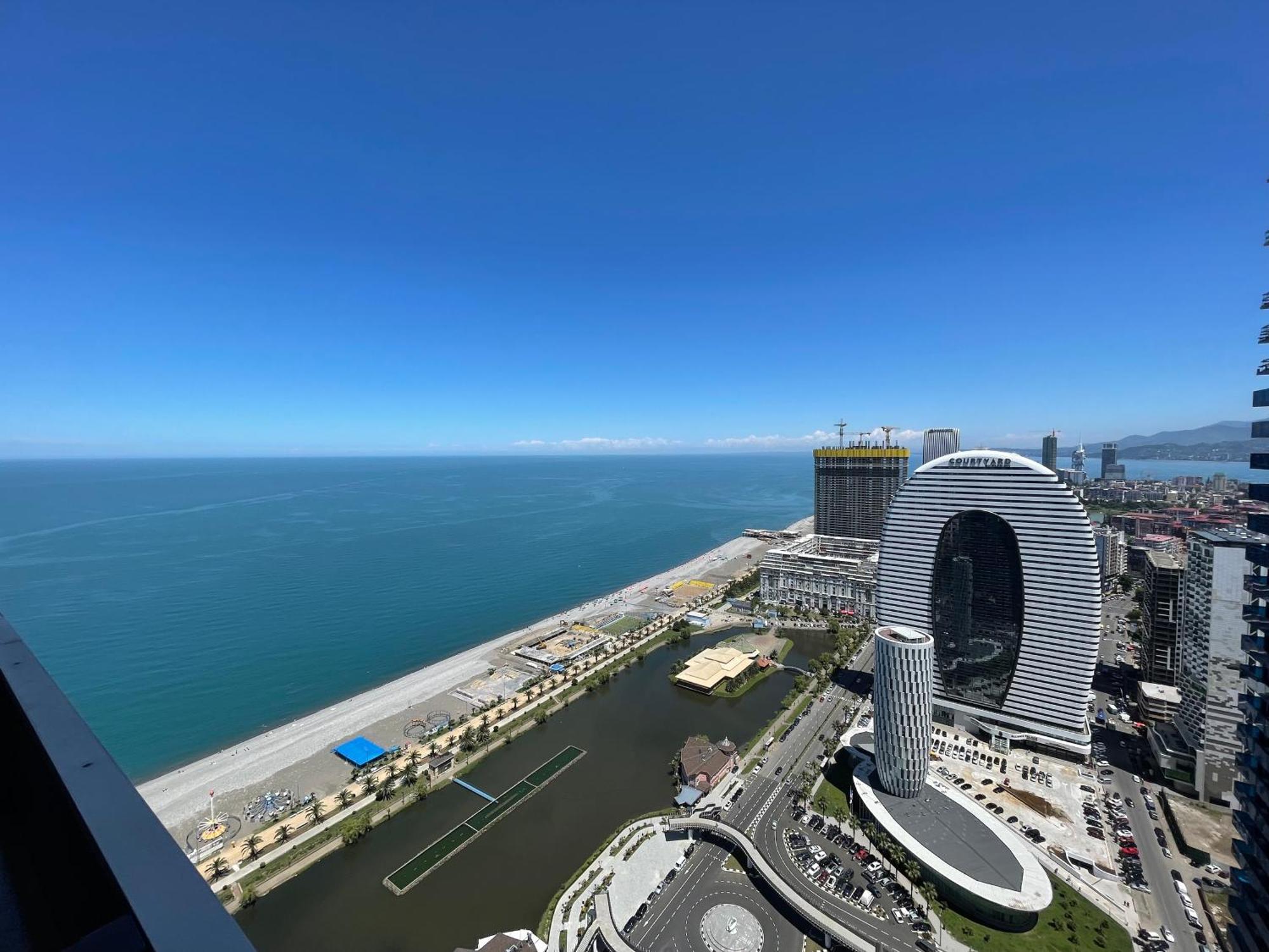 באטומי Orbi City Sea View מראה חיצוני תמונה