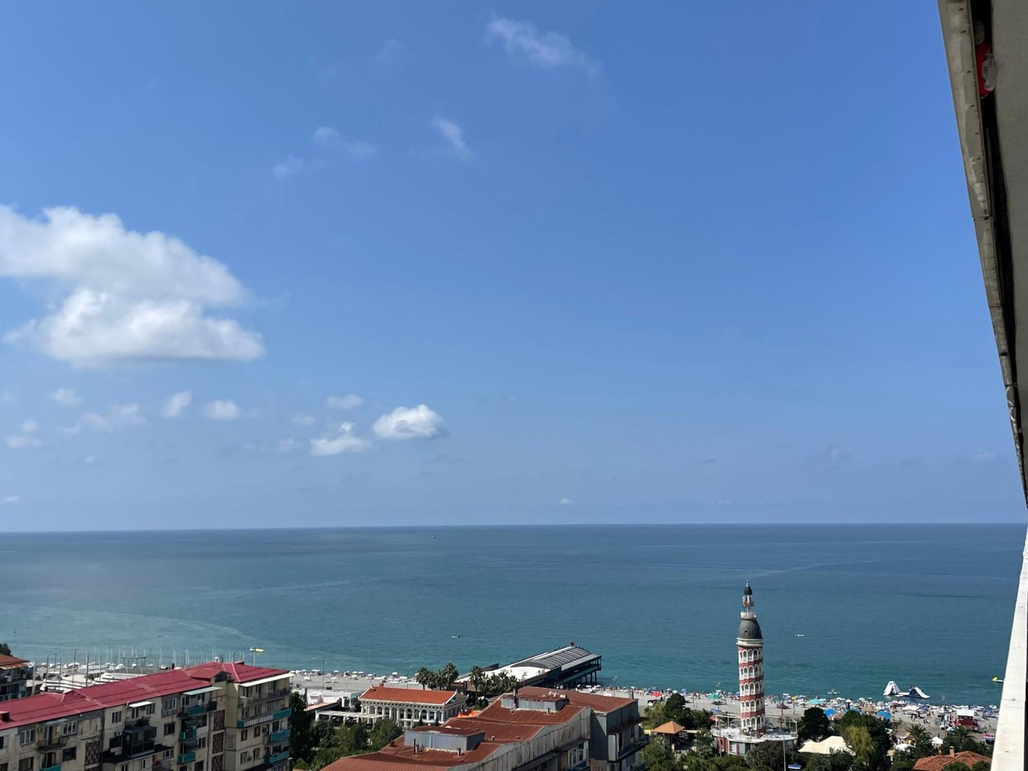 באטומי Orbi City Sea View מראה חיצוני תמונה