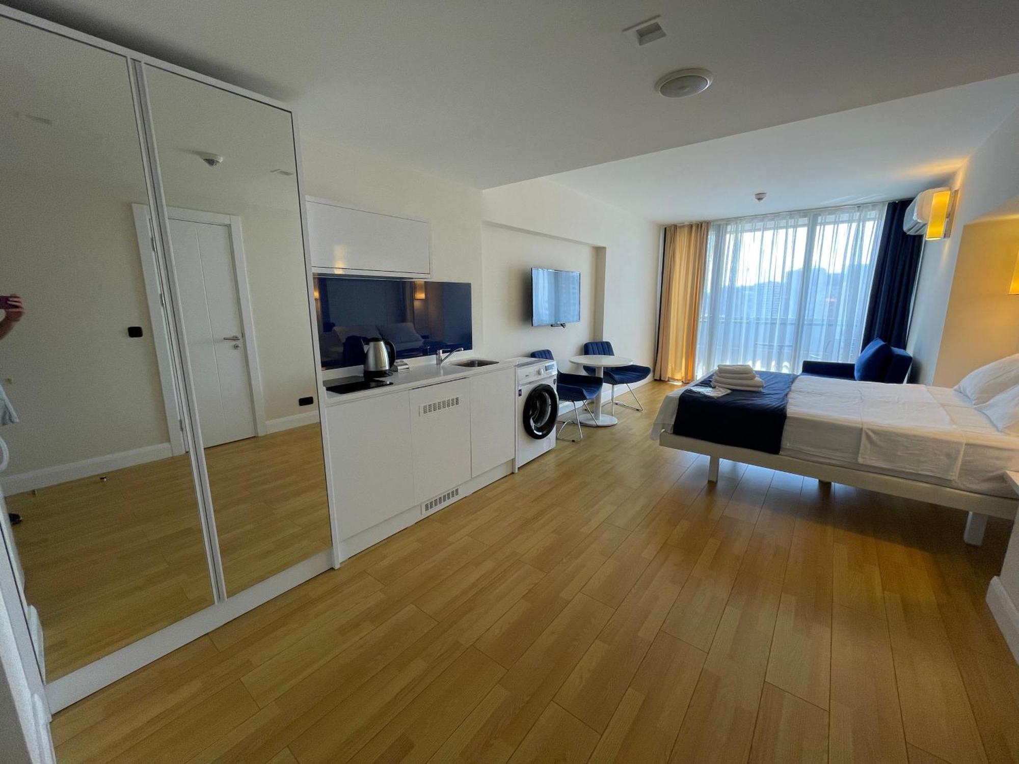 באטומי Orbi City Sea View מראה חיצוני תמונה