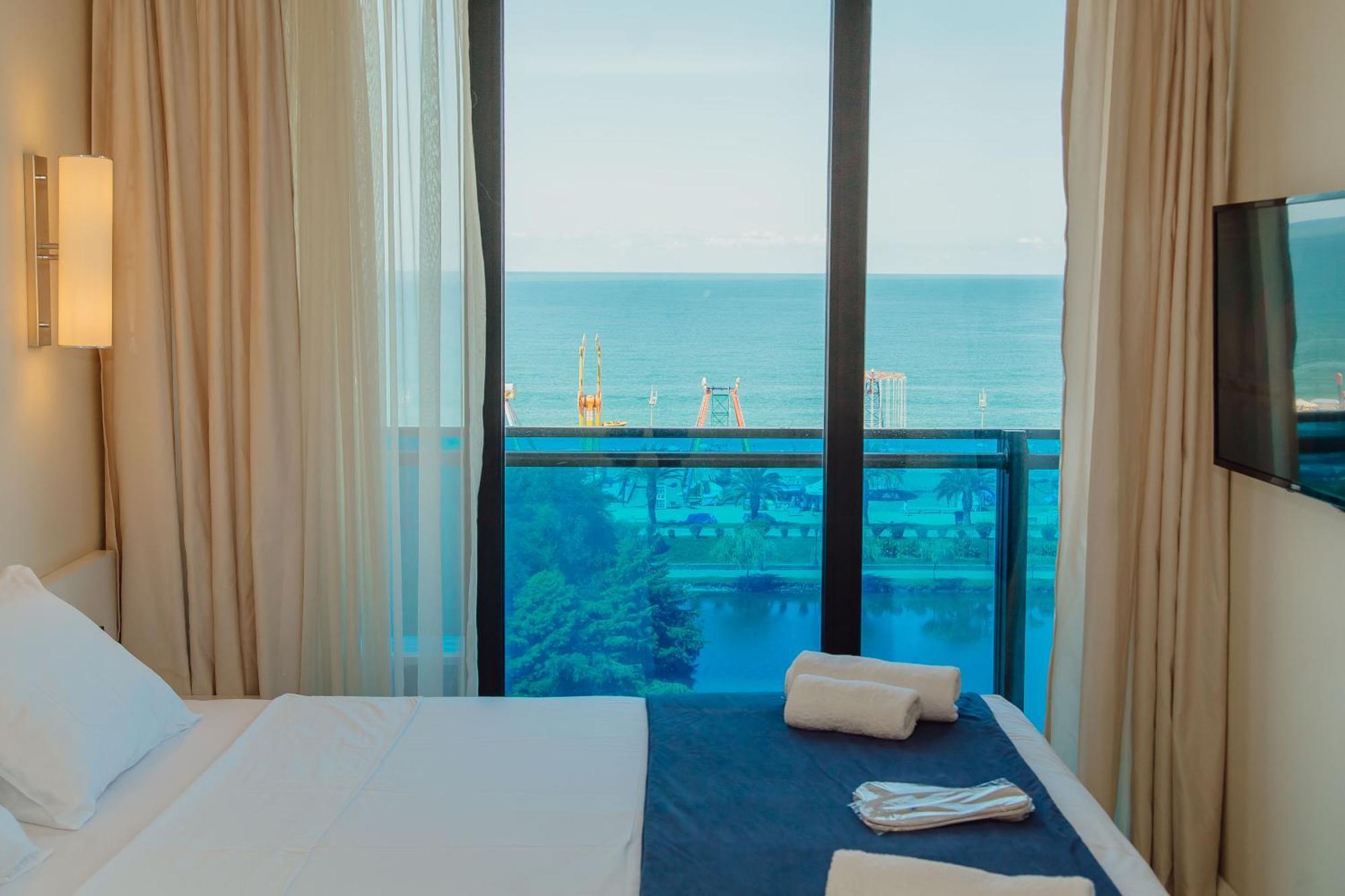 באטומי Orbi City Sea View מראה חיצוני תמונה